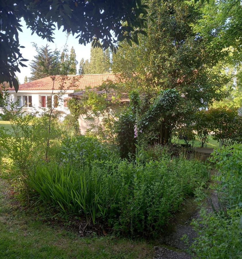 La Gisiere, Chambres D'Hotes Challans Exterior foto