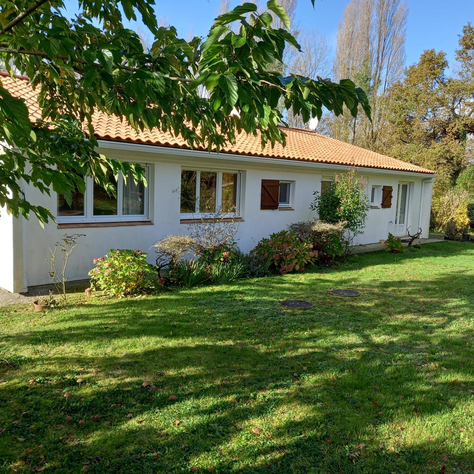 La Gisiere, Chambres D'Hotes Challans Exterior foto